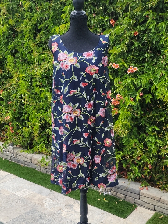 Signature by Robbie Bee Dresses & Skirts - Floral Embroidered Navy and Pink Boho Sleeveless Dress XL